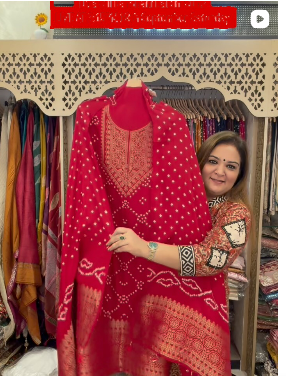 Red Bandhani Kashmiri Suit